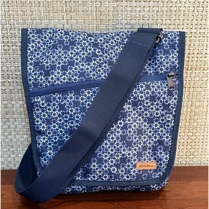 Best 25+ Deals for Eddie Bauer Messenger Bag | Poshmark